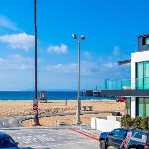 Oceanview Steps to Beach AC Parking