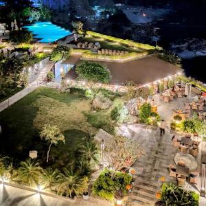 Majestic Aloha Ganga View Apartment