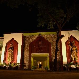 Royal Bagan Hotel