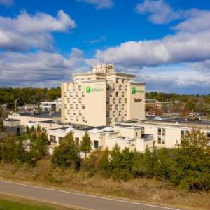 Holiday Inn Boston - Dedham Hotel & Conference Center an IHG Hotel