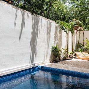 Modern 1BR with Private Pool and Surround Speakers