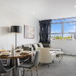 Prime Location 1BD Apartment in Chatswood Sydney 