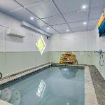 ER62 - Smoky Splash Getaway cabin Pigeon Forge Tennessee