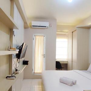 Comfort Studio at Candiland Apartment By Travelio