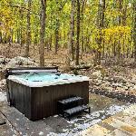 Twin Pines Retreat Hot Tub Theater Room Fire
