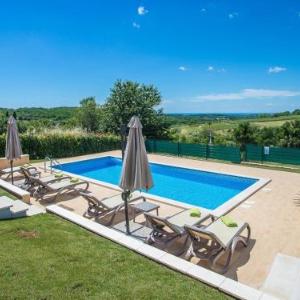 Luxurious Villa in Vizinada with Swimming Pool