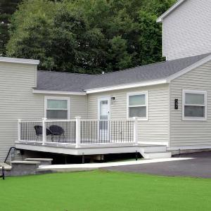 Lake Access 4 Bed 3 Bath HOT TUB