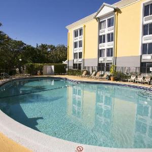 Tin Roof Delray Beach Hotels - The Inn At Boynton Beach