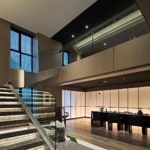 Dongjie Jinshang Hotel - Chengdu Dong'an Lake Stadium Wanda Plaza