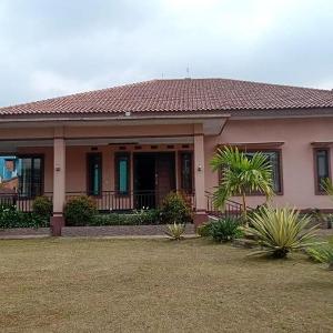 The F One Village