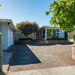 Sunshine Cottage