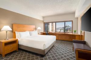 Hilton San Francisco Financial District, San Francisco