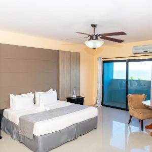 Pickwick Park View Hotel