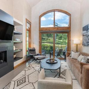 Brightside Chalet by Exceptional Stays