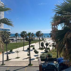 Sea view Captain Apartment Durres