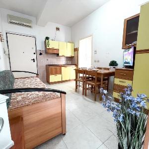 Atene Apartament a 50 mt dal mare Rif A097