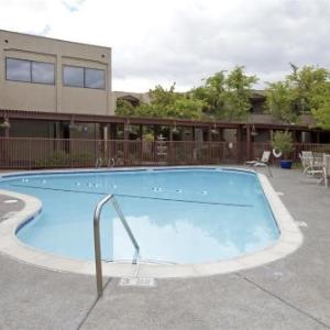 Best Western Plus Wine Country Inn & Suites