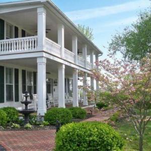 Eddyville Hotels Deals At The 1 Hotel In Ky Maple Hill Bed And Breakfast