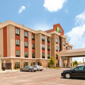 Holiday Inn Express & Suites San Antonio Se By At&T Center