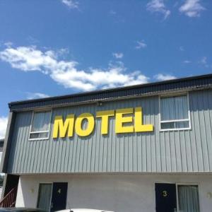 Hotels near Salle Luc Plamondon - Motel Rayalco