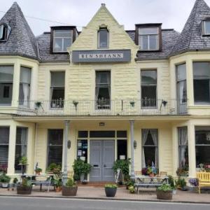 Hotels near Callander Indoor Arena - The Ben Sheann