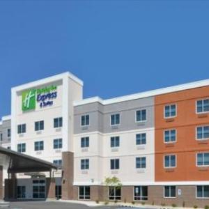 Holiday Inn Express & Suites Lexington