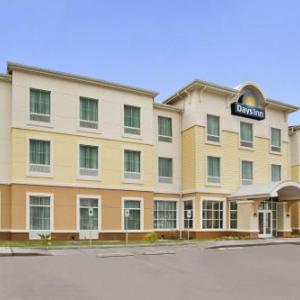 Days Inn by Wyndham Victoria