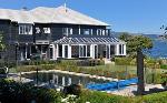 Rotorua New Zealand Hotels - Black Swan Lakeside Lodge Boutique Hotel