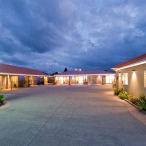 Hotels near Whitianga Waterways - The Olive Motel