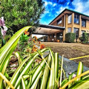 Toowoomba Showgrounds Hotels - A Raceview Motor Inn