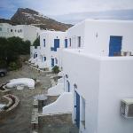 Milos Greece Hotels - Paraporti