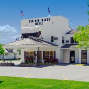 Hotels near Niobrara County Fairgrounds - Covered Wagon Motel Lusk WY