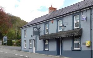 Afon Duad Inn and Dolau Cottage, Carmarthen