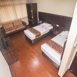 Grace Treasure Hotel