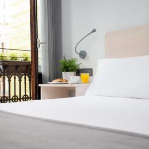 Room Mate Oliveira - City Centre Valencia