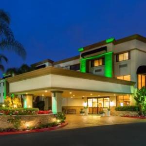 Hotels near Time Nightclub Cosa Mesa - Holiday Inn Santa Ana-Orange County Airport