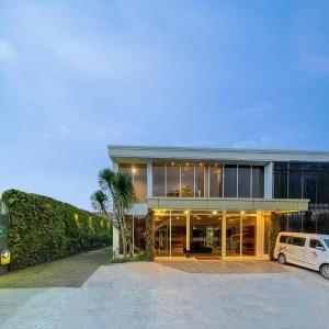 Lunara Home Living by Daphna Management