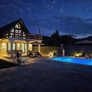 Villa Ksenija with Private Pool- Peace & Privacy