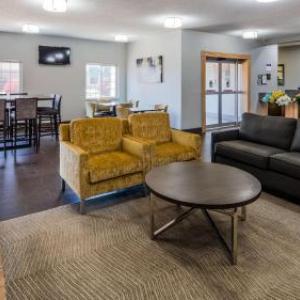 Hotels near Hanson Field - Best Western Macomb Inn