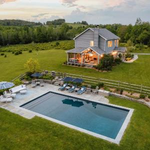 Elevated Catskills Getaway On 15-acre Private Farm