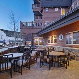 Ski-Inski-Out One Ski Hill Place 2 Bedroom Luxury Condo