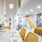 Stylish fully fitted apt close to the Danube