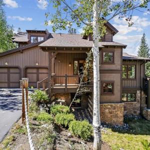 Spacious Pet-Friendly 4 Bedroom Vacation Rental In Breckenridge