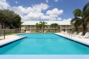 Howard Johnson by Wyndham Vero Beach / Downtown, Vero Beach