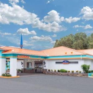 Howard Johnson by Wyndham Ocala FL