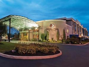 DoubleTree by Hilton Buffalo-Amherst, Amherst