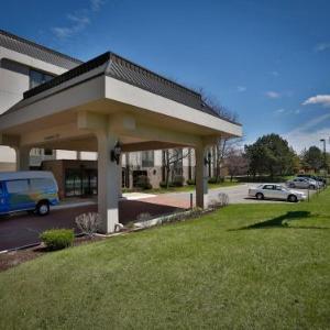 Hotels near Benedictine University - Hampton Inn Chicago/naperville