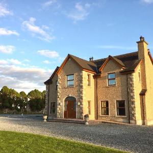 Mourne Country House