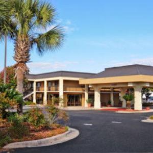 Hotels near Cotton Hall Theater Colquitt - Days Inn by Wyndham Marianna