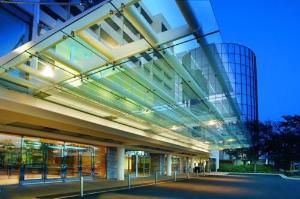 Hyatt Regency Ohare Chicago hotel near Donald E. Stephens Convention Center